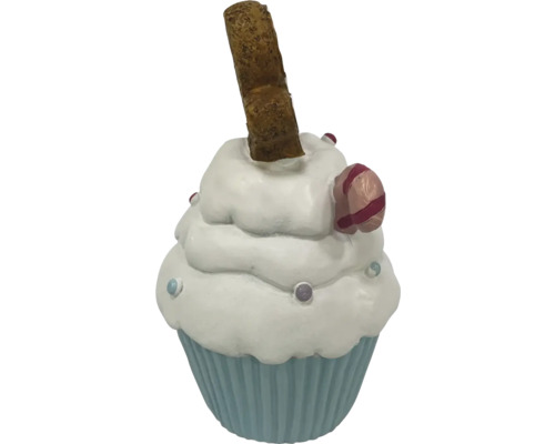 Dekoratívny cupcake s polevou a oblátkou ako dekorácia