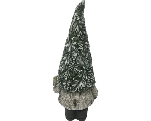 Záhradný trpaslík s klobúkom z listov