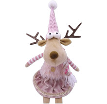 Dekoratívna figúrka soba s čiapkou a šálom na vianočné obdobie