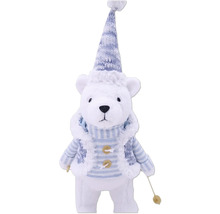 Dekoratívna figúrka medveďa s čiapkou a svetrom