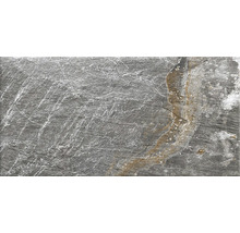 Bridlicová doska s nerovným povrchom