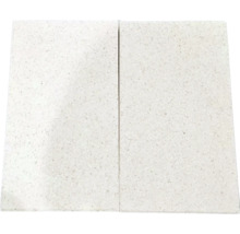 Dve svetlé kameninové dlaždice