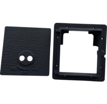 Plastová nástenná skrinka s klapkou