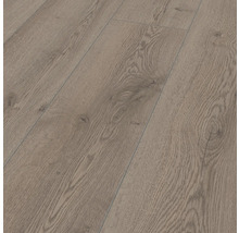 Detail laminátovej podlahy s drevenou štruktúrou