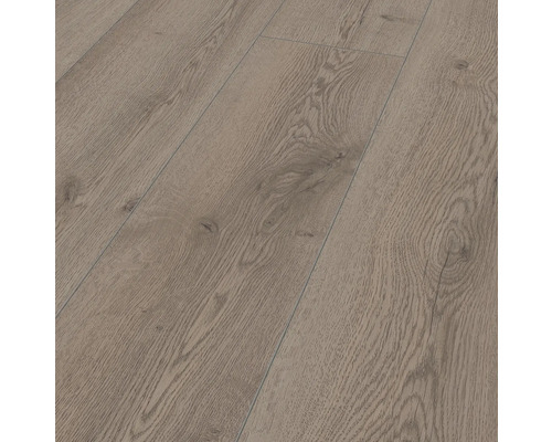 Detail laminátovej podlahy s drevenou štruktúrou