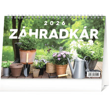 Záhradný kalendár 2026 so záhradným náradím a rastlinami v kvetináčoch