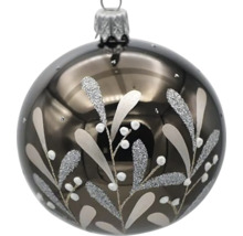 Vianočná guľa s kvetinovým vzorom