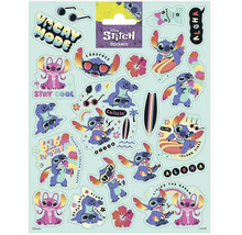 Sada samolepiek Disney Stitch s rôznymi motívmi Stitch, ako je Stitch so slnečnými okuliarmi, gitarou alebo surfovacou doskou