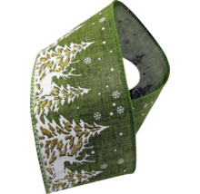 Ozdobná stuha s motívom vianočného stromčeka a snehových vločiek na Vianoce