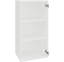 Biela závesná skrinka s dvoma policami a otvorenými dvierkami.