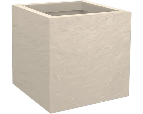 Štvorcový kvetináč z kameňa