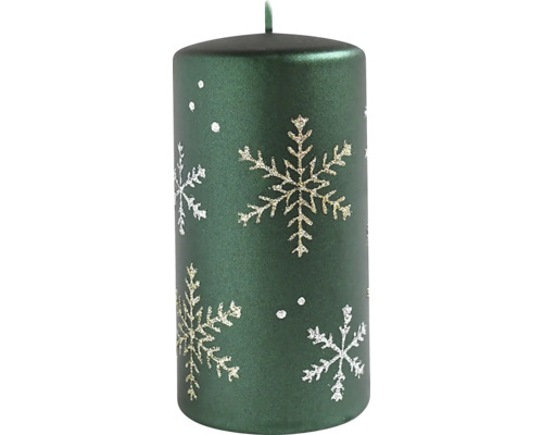 Sviečka FROST VALEC vianočná 7x14cm Zelená stĺpová sviečka so vzorom snehových vločiek