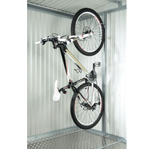 Bicykel na držiaku na bicykle v garáži