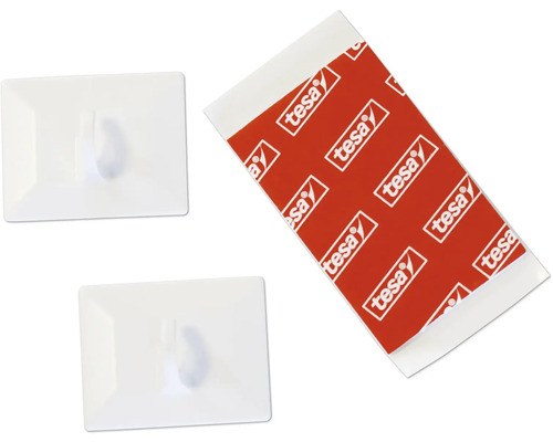 Dva lepiace háčiky Tesa s príslušnými lepiacimi pásikmi