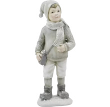 Dekoratívna figúrka chlapec s čiapkou, šálom a taškou