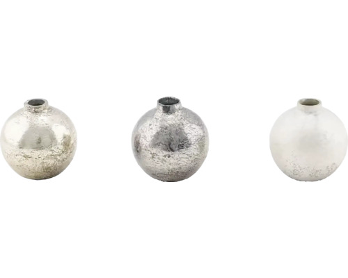 Tri okrúhle vázy z kovu