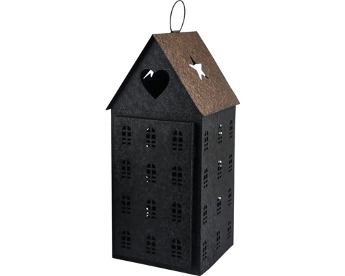 Svietnik v tvare domu s výrezmi v tvare srdca a hviezdy