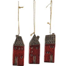 Tri ozdoby na vianočný stromček v tvare domu