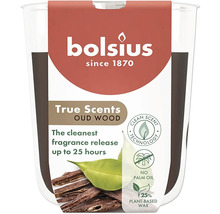 Vonné sviečky Bolsius True Scents Oud Wood s technológiou Clean Scent, bez palmového oleja a s 25 percentami rastlinného vosku