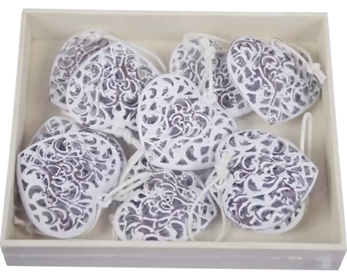 Prízdoba srdca, biela, box, S3 Dekoratívne drevené prívesky v tvare srdca v krabici