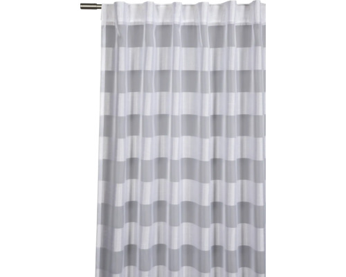 Záclona s pruhovaným vzorom na dekoráciu okien