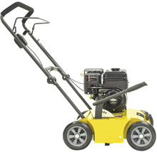 Prevzdušňovač trávnika s motorom na starostlivosť o trávnik