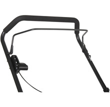 Detailný pohľad na rukoväť kosačky na trávu