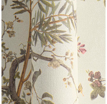 Tapetová rolka s rastlinným motívom