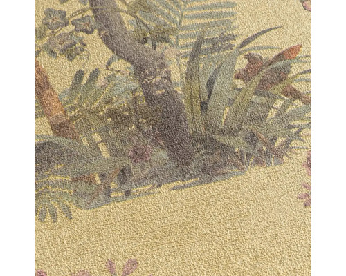 Detailný pohľad na textíliu so vzorom stromov a rastlín