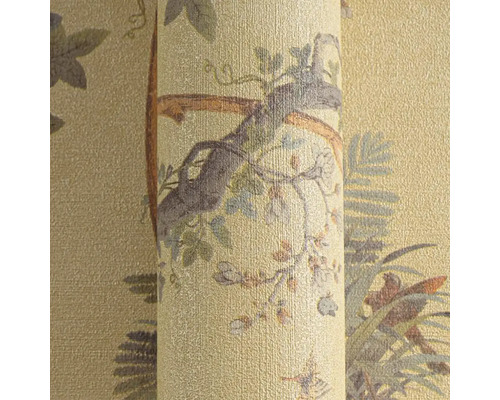 Rolka tapety s kvetinovým vzorom