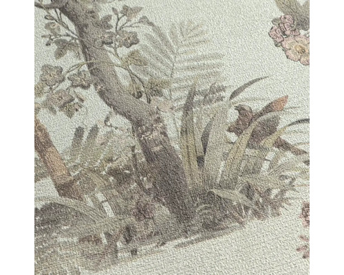 Detail tapety so vzorom stromov a rastlín