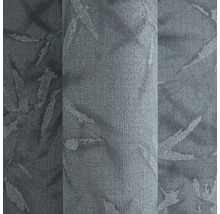 Sivá textilná rolka s motívom listov