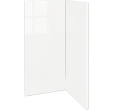 Dve biele kuchynské čelá v uhle