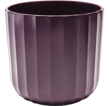 Kvetináč s rebrovanou štruktúrou