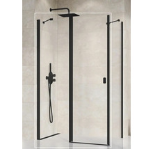 Sprchovací kút s čiernym rámom a armatúrami