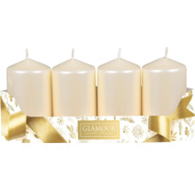 Štyri biele stĺpové sviečky v ozdobnom balení