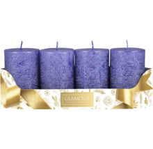 Štyri modré stĺpové sviečky v ozdobnom balení