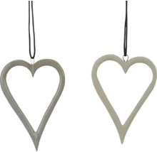 Dva prívesky v tvare srdca so závesom