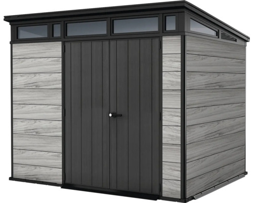 Záhradná búda s dvojkrídlovými dverami a radom okien