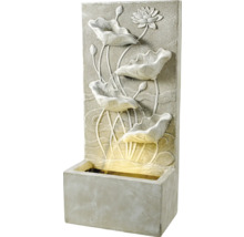 Lotosová fontána s kaskádovým tokom vody