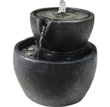 Izbová fontána s dvoma miskami a prúdom vody