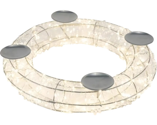 LED svetelný veniec so štyrmi striebornými tanierikmi na sviečky