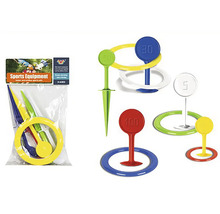 Krúžková hádzanárska hra s farebnými krúžkami a tyčami