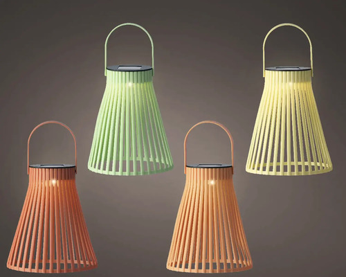 Štyri bambusové solárne lampy s rukoväťou