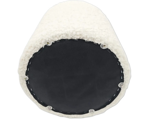 Spodná strana stoličky s látkovým poťahom a upevňovacími prvkami