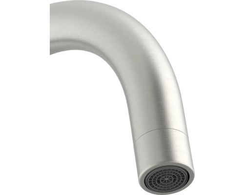 Detailný pohľad na výtok vodovodnej batérie