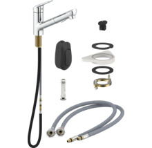 Kuchynská batéria s príslušenstvom a pripojovacími hadicami.