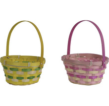 Dva pletené košíky na Veľkú noc s držadlom