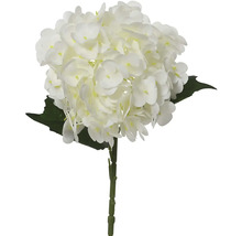 Umelá biela hortenzia so stonkou a zelenými listami.