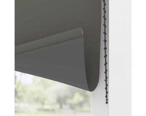 Roleta s retiazkovým ovládaním na dekoráciu okien a reguláciu svetla